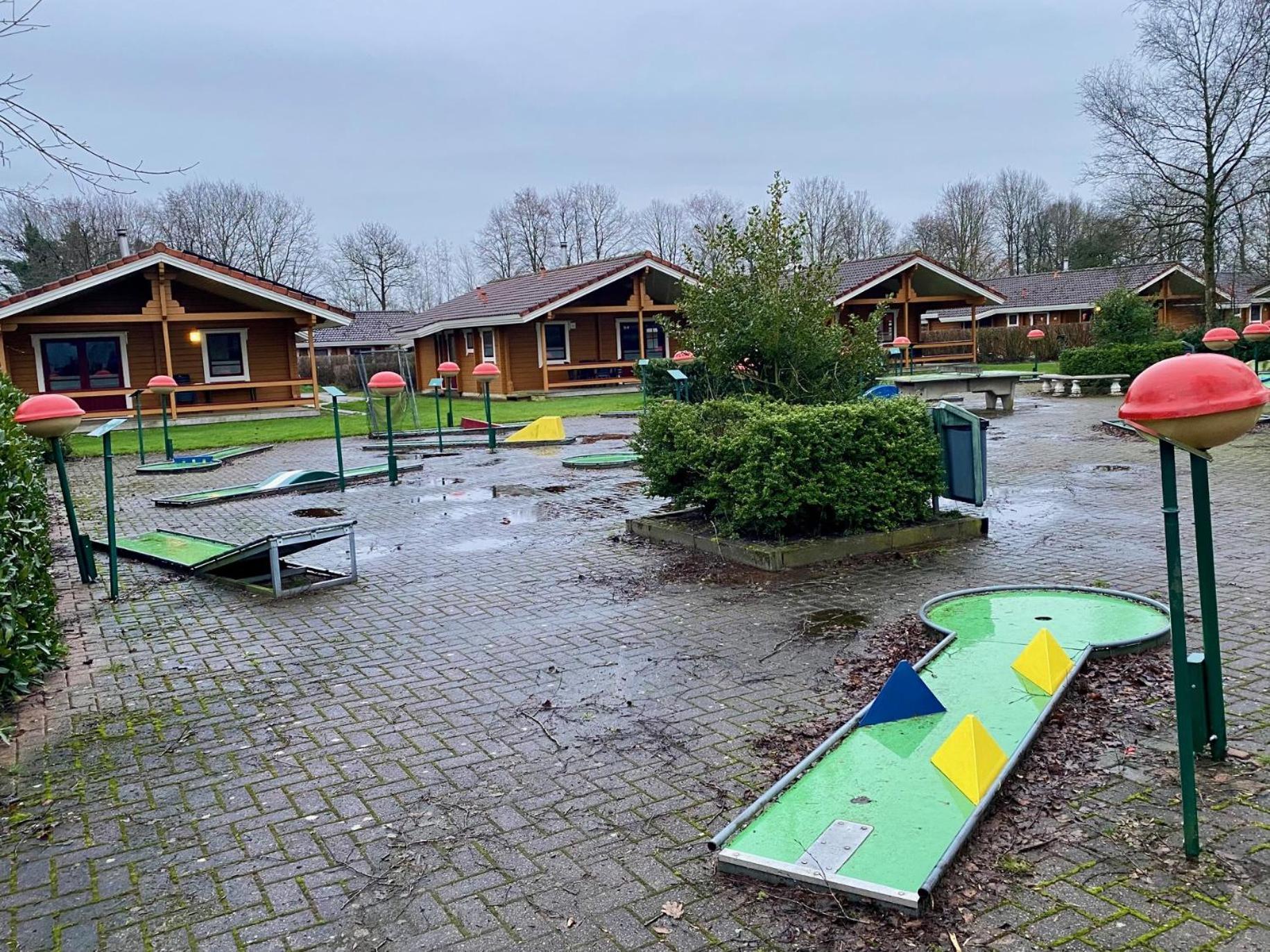 Bungalows In Het Holt Gramsbergen エクステリア 写真